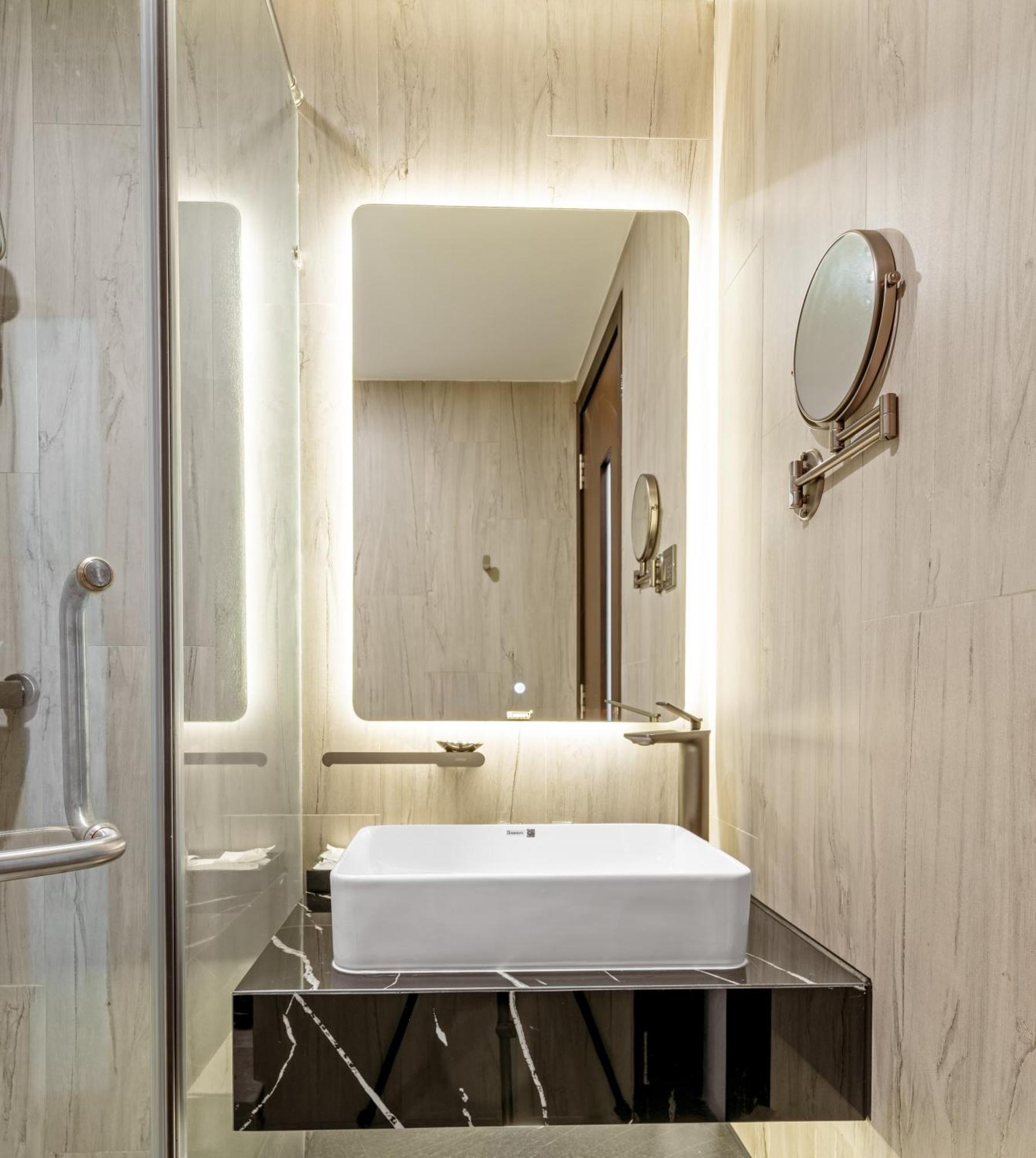 Mercy Emerald 4* Da Nang